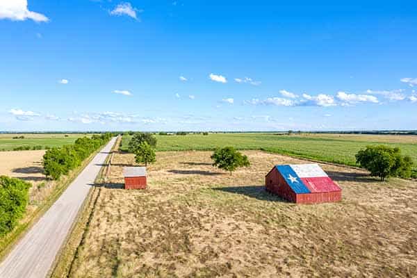 an acre of land cost in texas